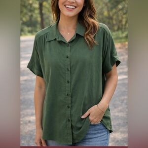 BloomChic Dark Green Button-Down Shirt